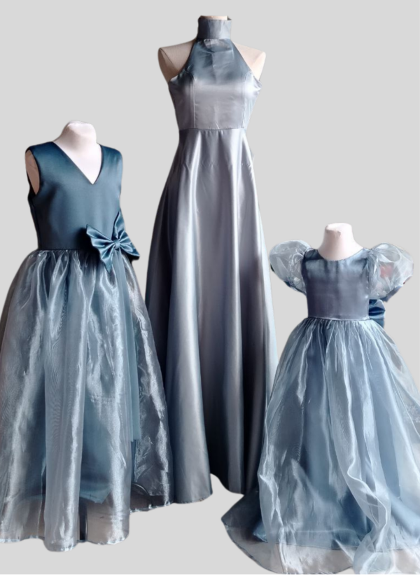 Dusty Blue Entourage (Flower girl)