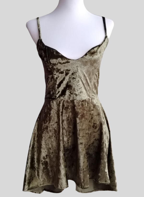 Pauline Velvet Casual