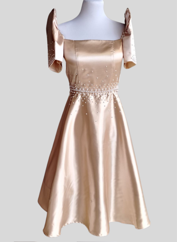 Tara Pearl Filipiniana